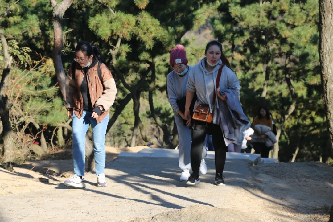 “敢于挑战、永攀高峰” ——青岛建惠工程咨询有限公司举行大珠山团建活动